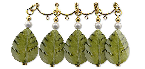 Five leaf components linked together